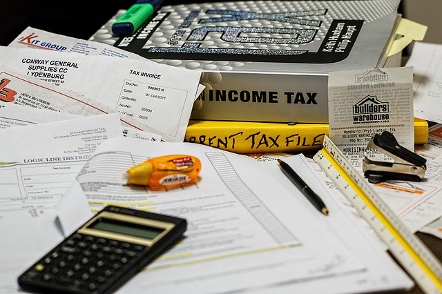 International taxpayer reviewing UK double taxation rules and overseas income obligations