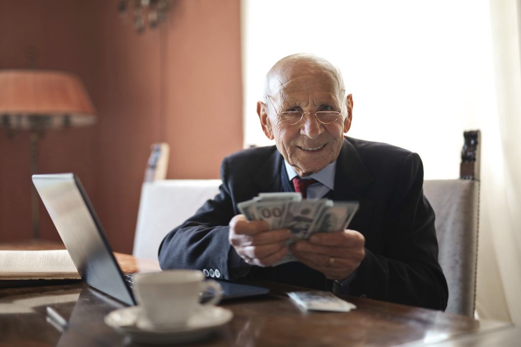 Taxpayer reflecting on delaying action before resolving an HMRC tax problem